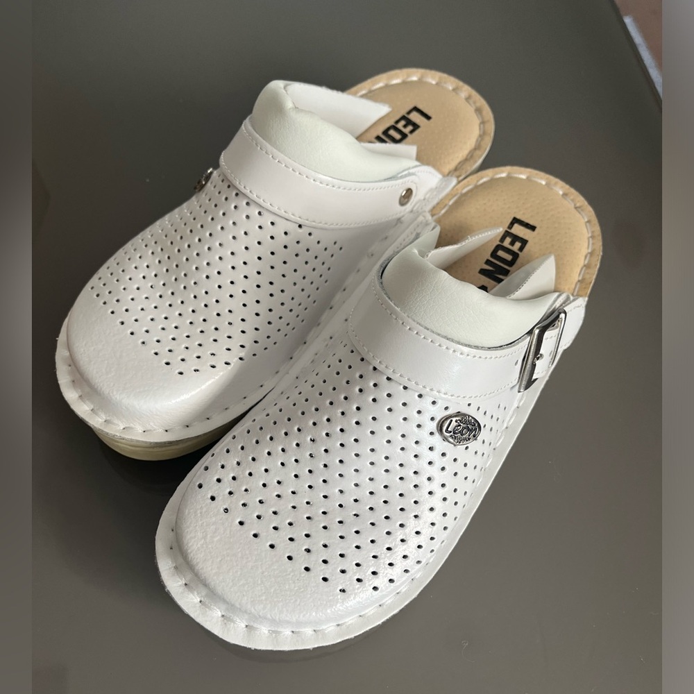 Leon mules, comfortable and secure BRAND NEW